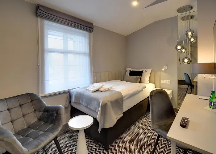 Oak * Oborniki Slaskie